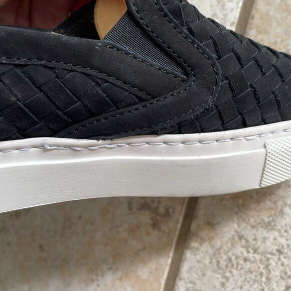 M. GEMI The Cerchio Slip on Sneaker Black Nubuck - Picture 13 of 14